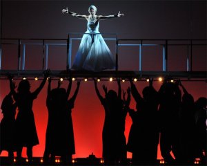 216753_10150156886154340_271769374339_6778919_4515003_n